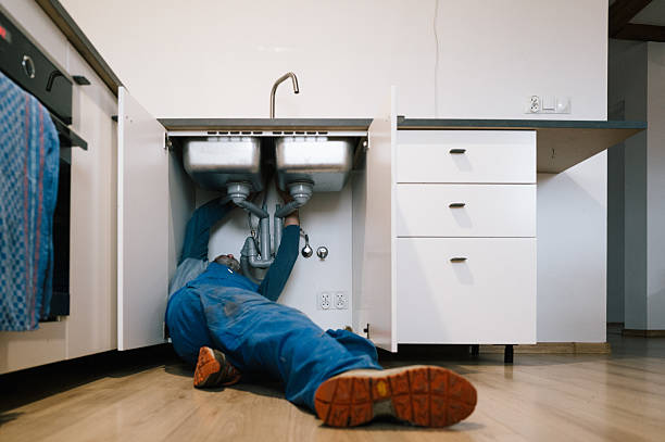 Professional Leak Detection technician working in Talmo, GA